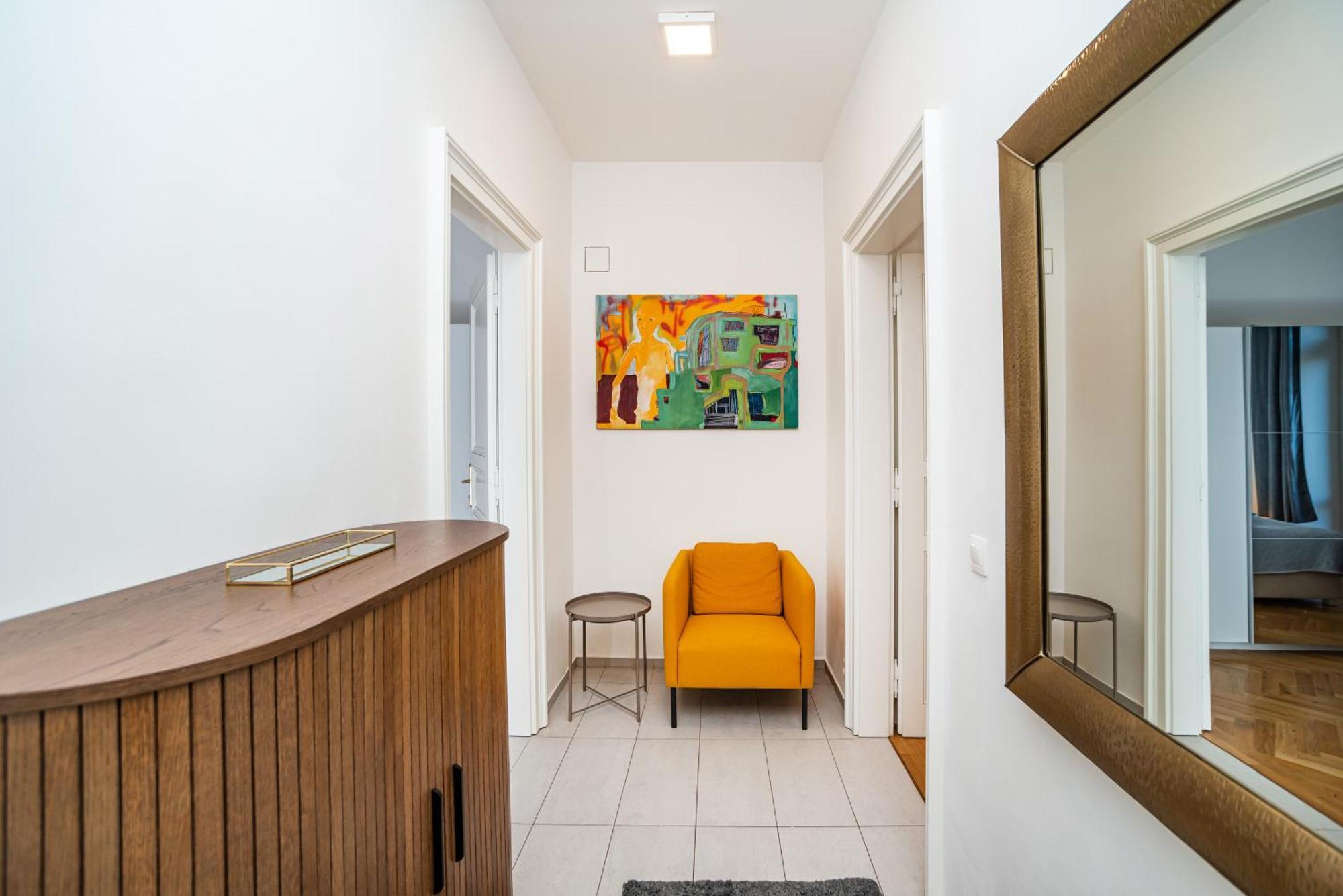 Cute With The Terrace And Ac Apartament